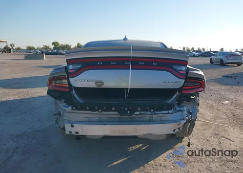 2016 Dodge Charger Sxt z USA, uszkodzony, nr VIN 2C3CDXHG7GH285978